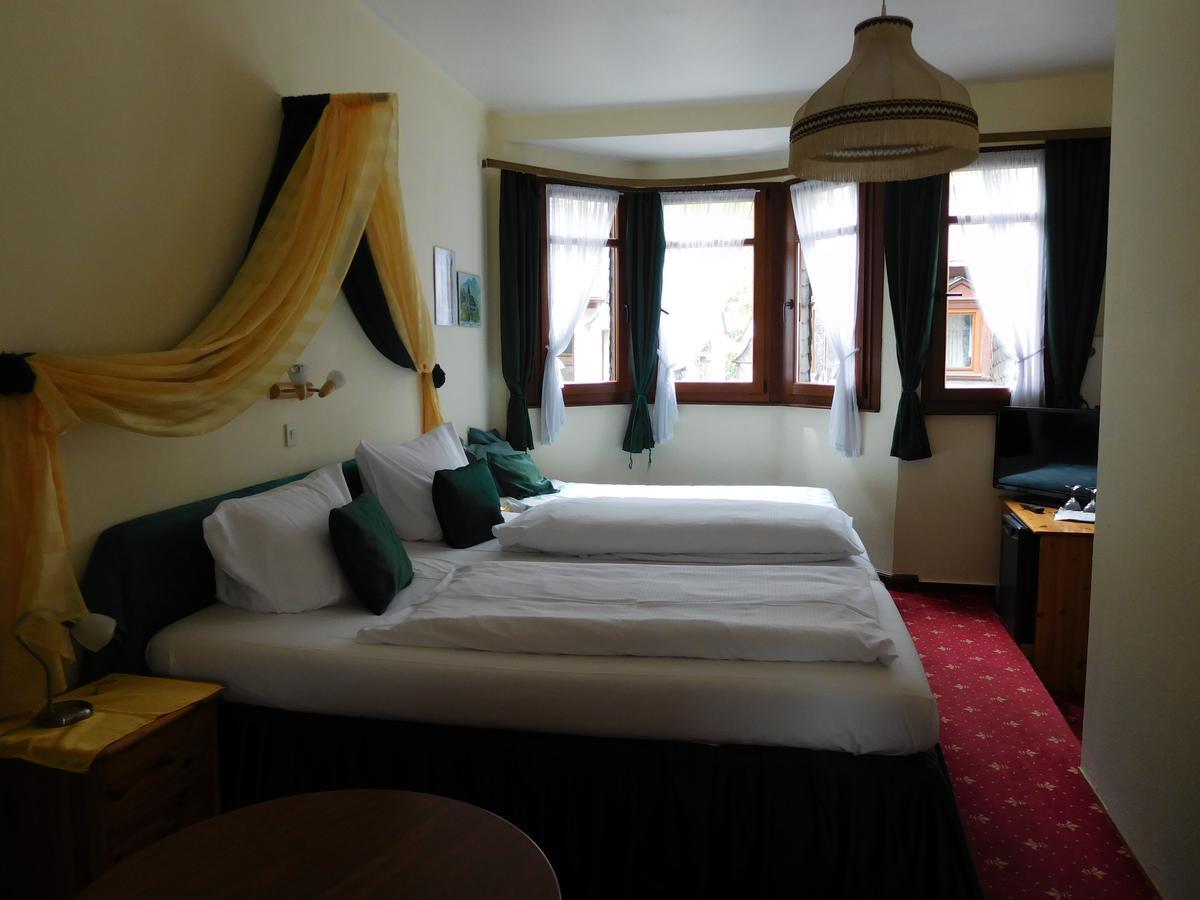 Hotel Kranenturm Bacharach Zewnętrze zdjęcie