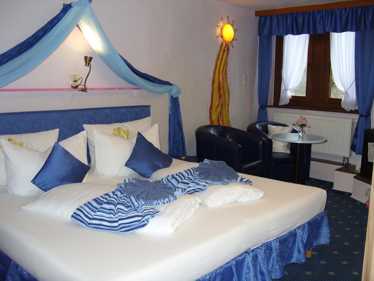 Hotel Kranenturm Bacharach Zewnętrze zdjęcie