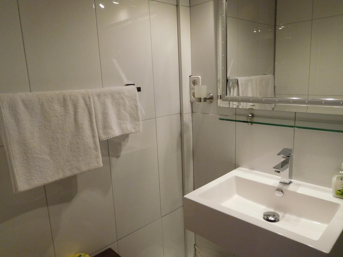 Hotel Kranenturm Bacharach Zewnętrze zdjęcie