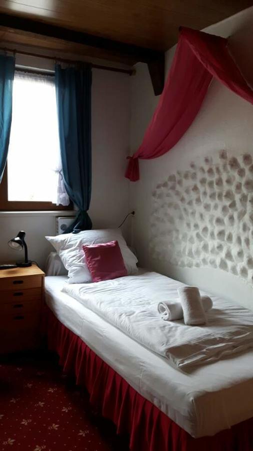 Hotel Kranenturm Bacharach Zewnętrze zdjęcie